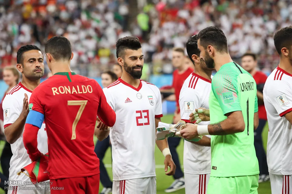 Ronaldo z numerem 7 podczas meczu Portugalii z Iranem, mundial 2018.